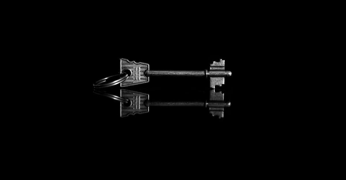 key maker professional — Bayonne Locksmiths